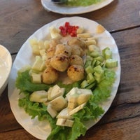 Photo taken at Danang 45 Vietnamese Food by Icey C. on 1/11/2014