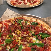 Pieology Pizzeria Newpark Mall Now Closed Newark Ca