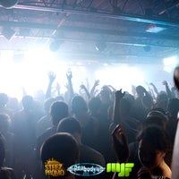 รูปภาพถ่ายที่ Peabody&amp;#39;s Nightclub โดย Peabody&amp;#39;s Nightclub เมื่อ 7/29/2013