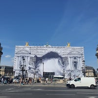 Photo taken at Place de l&amp;#39;Opéra by Secgin on 9/8/2023