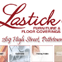 6/27/2014 tarihinde Lastick Furniture &amp; Floor Coveringsziyaretçi tarafından Lastick Furniture &amp; Floor Coverings'de çekilen fotoğraf