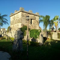 Photo taken at Coral Castle by Oleh M. on 1/22/2017