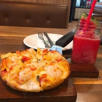 Photo taken at The Pizza Company by みんと on 10/13/2019