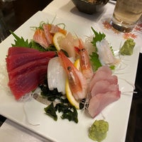 Photo taken at Bikkuri Sushi by みんと on 10/24/2021