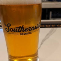 Photo taken at Southernside Brewing Company by Jason Y. on 8/14/2022