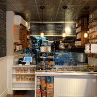 Photo taken at OatMeals by Olivier M. on 7/6/2019