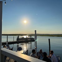 Photo taken at Dockers Waterside Marina &amp;amp; Restaurant by Richard G. on 7/10/2022