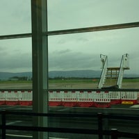 10/30/2013にCharlene S.がCity of Derry Airport (LDY)で撮った写真