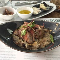 Foto tirada no(a) O Bairro por Lucinha C. em 10/20/2018