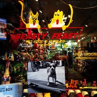 รูปภาพถ่ายที่ Beasty Feast #1 โดย Jon H. เมื่อ 12/18/2012