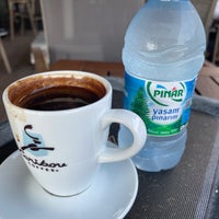 Photo taken at Caribou Coffee by Kürsat Lütfi G. on 7/8/2022
