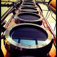 รูปภาพถ่ายที่ Blaum Bros. Distilling Co. โดย Blaum Bros. Distilling Co. เมื่อ 7/31/2013