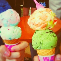 Photo taken at Baskin-Robbins by だいご on 5/31/2015