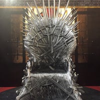 Photo taken at The Game of Thrones Experience: Worlds of Westeros by Che F. on 4/1/2016
