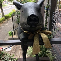 Photo taken at ハウスメッツガー・ハタ 肉の伊勢屋 by u s. on 8/13/2017