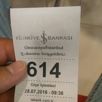 Photo taken at Türkiye İş Bankası by EMRE G. on 7/25/2016