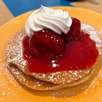 Photo taken at IHOP Juriquilla by Danielle O. on 11/30/2023