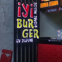 Photo taken at Xl Burger by Enes Güçlü on 3/9/2019