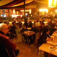 Das Foto wurde bei arkabahçe kafe | mutfak von arkabahçe kafe | mutfak am 1/1/2014 aufgenommen