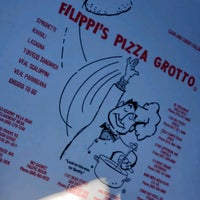 Снимок сделан в Filippi&amp;#39;s Pizza Grotto- Napa пользователем Coach B. 6/15/2021
