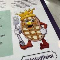 10/16/2022 tarihinde Coach B.ziyaretçi tarafından The Waffle Spot'de çekilen fotoğraf