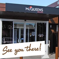 รูปภาพถ่ายที่ McQueens Tavern โดย McQueens Tavern เมื่อ 8/2/2013
