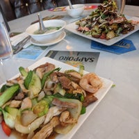 Photo taken at Golden Saigon Restaurant by Melissa S. on 1/20/2018