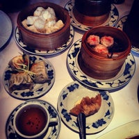 Photo taken at Tsing Tao China Restaurant by La Barbara on 9/29/2013