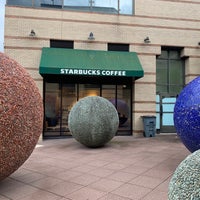 Photo taken at Starbucks by Cesar P. on 9/25/2022