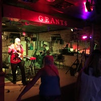 Foto tomada en Grant&amp;#39;s Lounge  por Chris V. el 11/25/2017