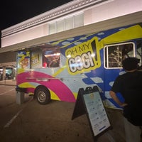 Photo taken at Oh My Gogi! Truck by Shaw A. on 12/8/2022