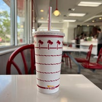 Photo taken at In-N-Out Burger by Shaw A. on 3/14/2023