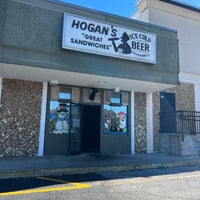 Photo taken at Hogan&amp;#39;s Great Sandwiches by TT on 12/11/2023