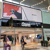 Photo taken at iStores by Jan K. on 11/28/2018