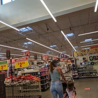 Photo taken at H-E-B plus! by Vonia on 9/30/2020