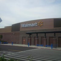 Photo taken at Walmart Supercenter by CHiGOAT on 9/17/2013