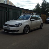 Снимок сделан в Vagmotorshop пользователем Fels R. 6/22/2014