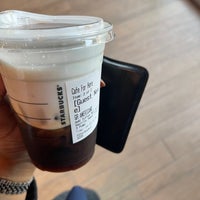 Foto tirada no(a) Starbucks por Fai. em 2/17/2024