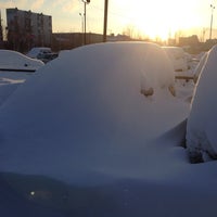 Photo taken at Автостоянка напротив ТЦ Космос by Влад on 1/2/2014