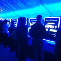 3/9/2013にLeeOhNelleがfrog SXSW Interactive Opening Partyで撮った写真