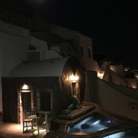 7/19/2016 tarihinde Victoria X.ziyaretçi tarafından Sophia Luxury Suites Santorini'de çekilen fotoğraf