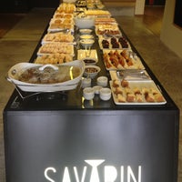 Das Foto wurde bei Savarin Café Boutique von Savarin Café Boutique am 8/4/2013 aufgenommen