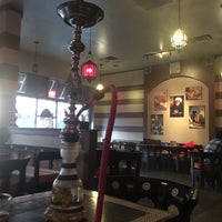 9/15/2017 tarihinde Moustafa B.ziyaretçi tarafından Sultana Cafe &amp;amp; Hookah Bar'de çekilen fotoğraf