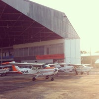 Photo taken at Bangkok Aviation Center (BAC) บางกอก เอวิเอชัน เซ็นเตอร์ by Prasit L. on 11/20/2013