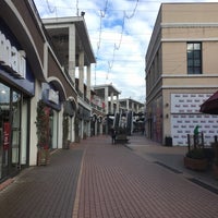 Foto diambil di Lovelet Outlet oleh Ogün Ö. pada 11/24/2017