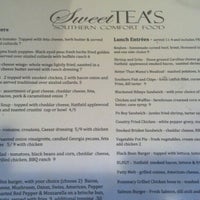 Foto tirada no(a) Sweet Tea&#39;s Restaurant and Catering por Dana H. em 11/20/2013