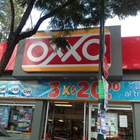 Photo taken at OXXO by Eduardo V. on 8/25/2013