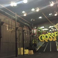 Foto diambil di CrossFit 216 oleh Eymen D. pada 2/4/2016