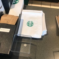 Photo taken at Starbucks by Zeech on 4/24/2017
