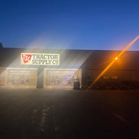 Photo taken at Tractor Supply Co. by Scott B. on 4/20/2022